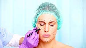 Importance des soins d'entretien après la chirurgie esthétique